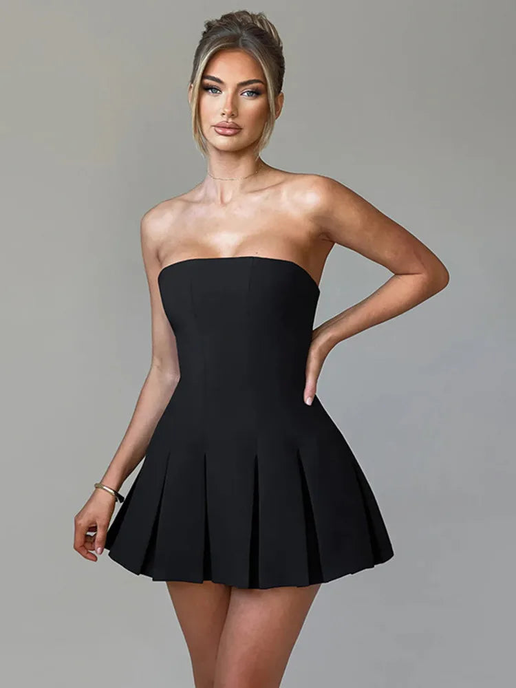 Robe Black Off-shoulder